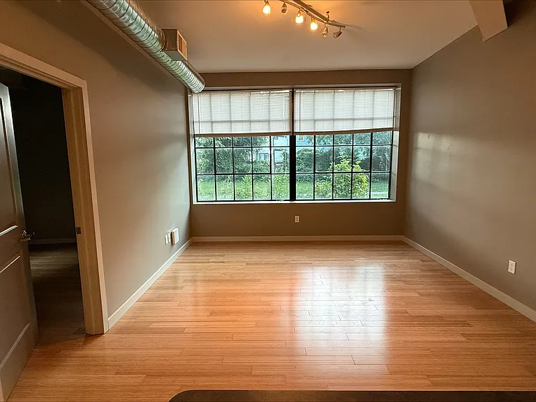 170 Florida St #106 — Photo 11