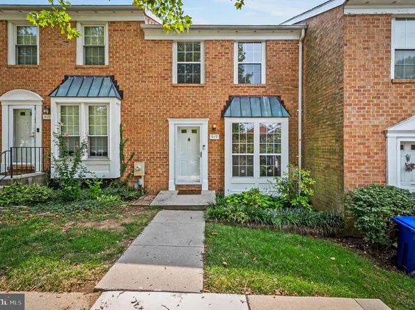 919 Dartmouthglen Way, Baltimore, MD 21212