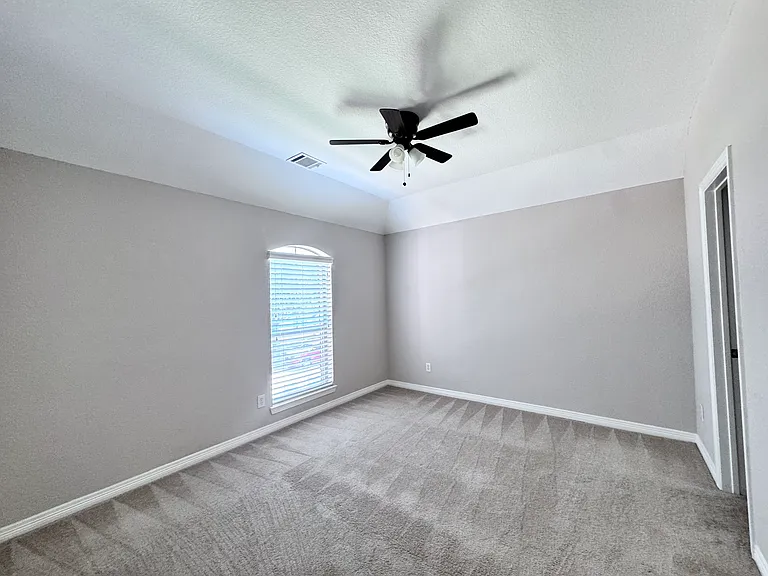 6504 Diamond Dr — Photo 22