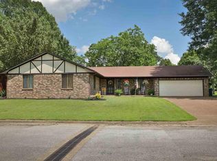 109 Scattered Acres Dr, Dyer, TN 38330