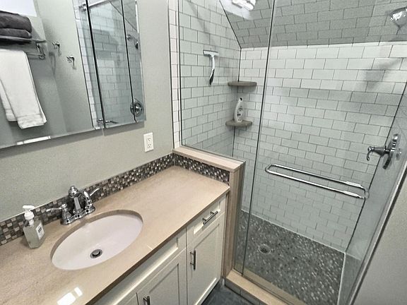 Gorgeous bathroom