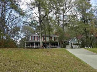 1403 E Roy Parker Rd, Ozark, AL 36360