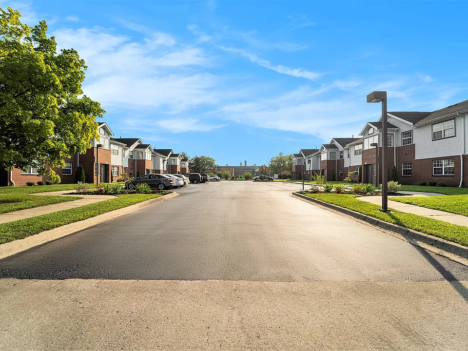 Trumbull Terrace