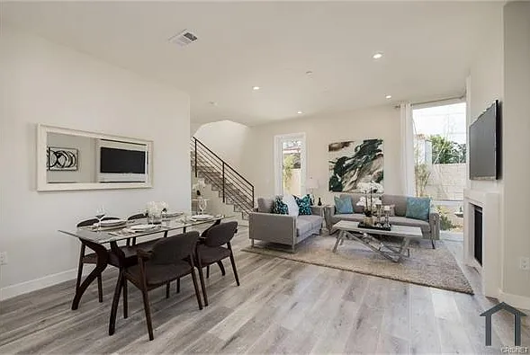 9237 Wakefield Ave — Photo 8