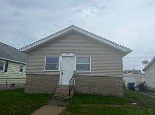 1016 W 8th St, Mishawaka, IN 46544