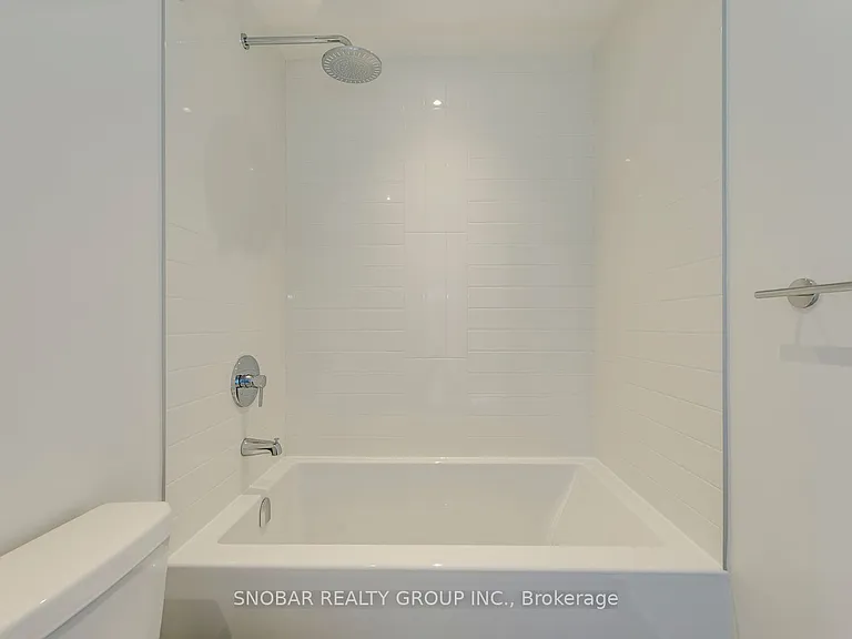 448 Burnhamthorpe Rd W #5708 — Photo 32