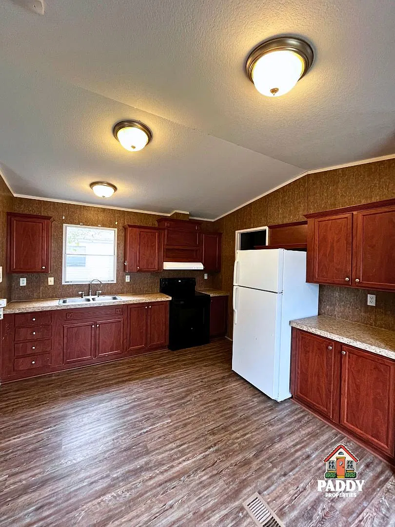 68 Walton Park Cir — Photo 3