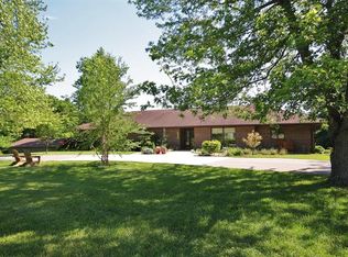 5600 E Raitt Rd, Hartsburg, MO 65039