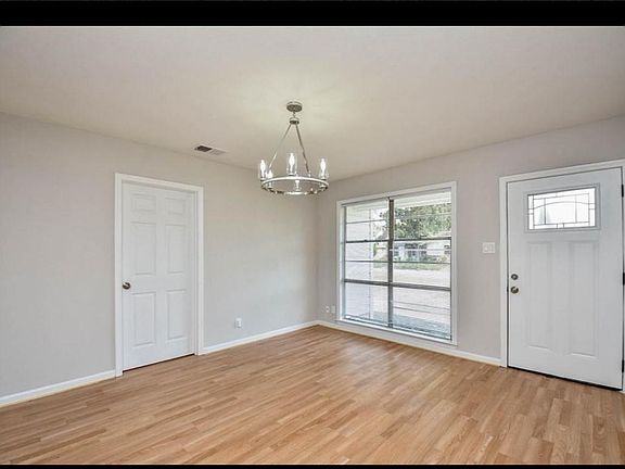 2nd image of 3122 Nita St
