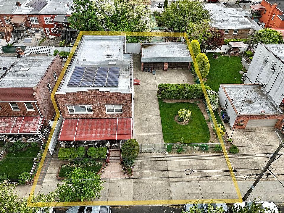 1st image of 1375 E 53rd St