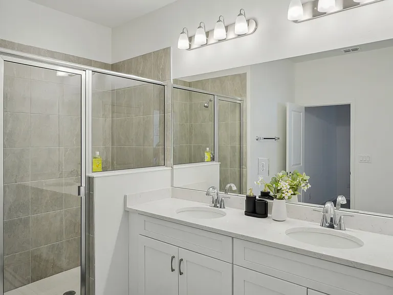Juniper Pointe Townhomes — Photo 13