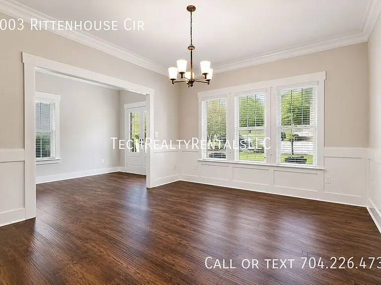 8003 Rittenhouse Cir — Photo 6