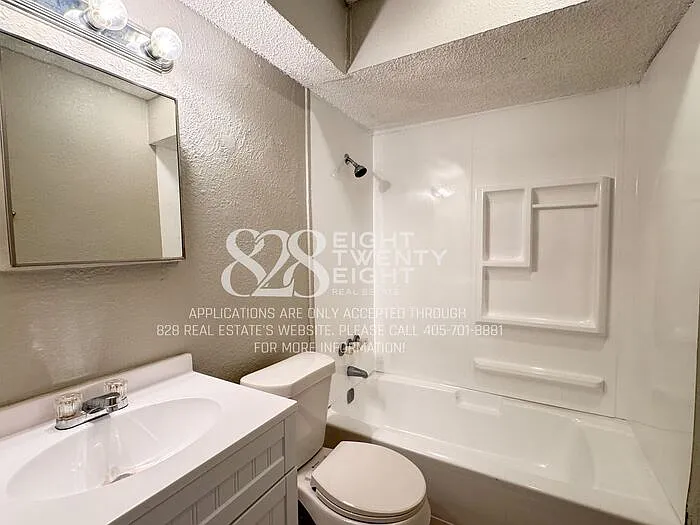 614 SE 7th St — Photo 7