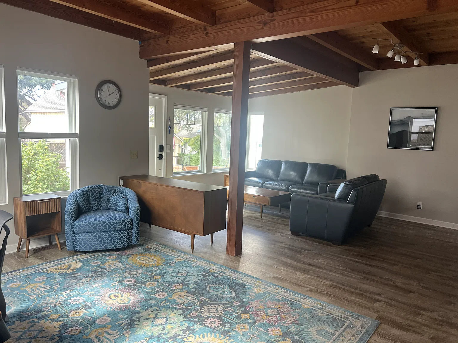 3 bed, 2000 sqft, $5,960 — Photo 4