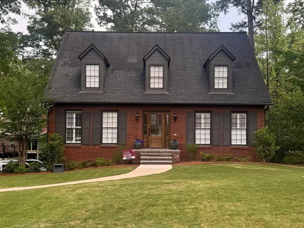 3469 Birchwood Ln, Vestavia, AL 35243
