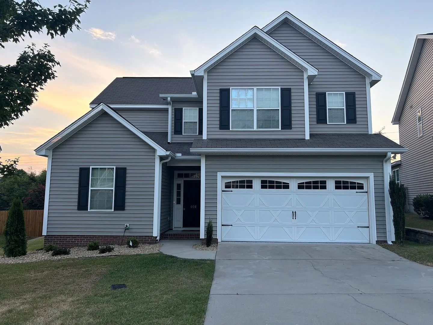 Room to Roam in NE Columbia! — Photo 1