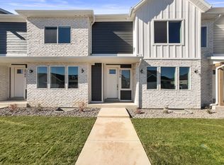 2734 S Allison Way #213, Syracuse, UT 84075