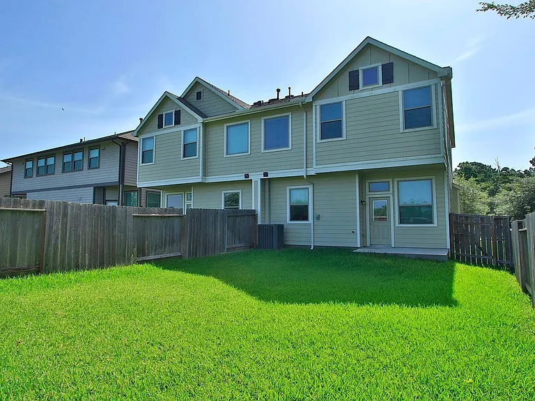 239 Biltmore Loop — Photo 37