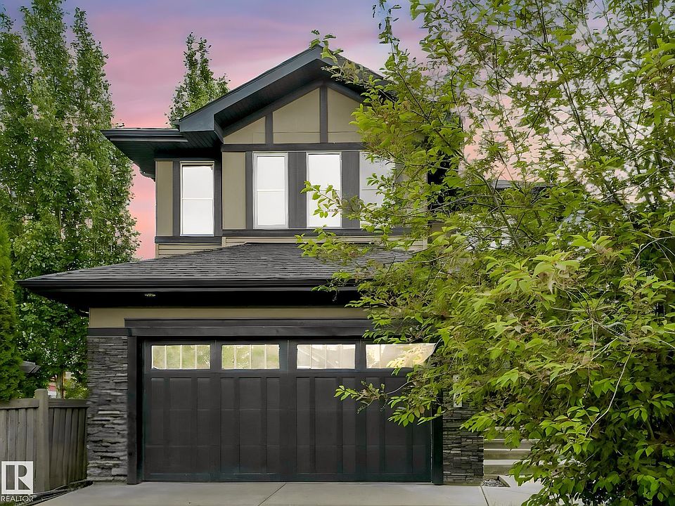 1st image of 1090 Armitage Cres SW