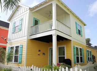 203 Sailhouse Way, Rockport, TX 78382