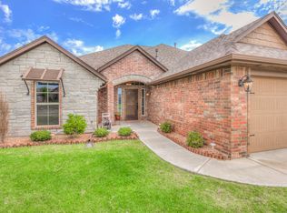 11217 NW 8th St, Yukon, OK 73099