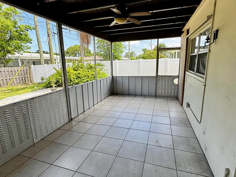 2824 N Dixie Hwy #2824 — Photo 10