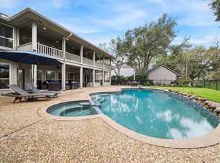 2323 Pleasant Creek Dr, Kingwood, TX 77345