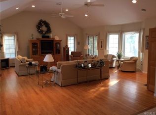 767 Saddle River Rd, Airmont, NY 10952