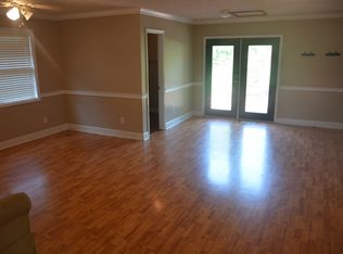 577 Wade Rd SE, Owens Cross Roads, AL 35763