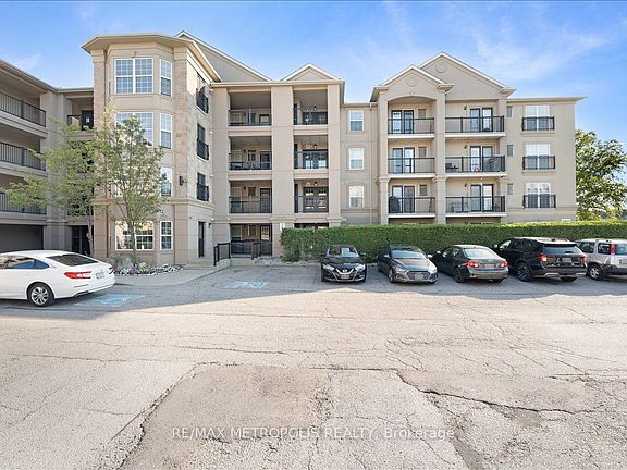 2nd image of 1487 Maple Ave #307