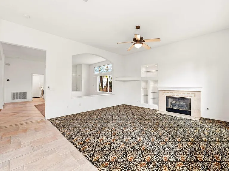 5643 Willowmere Ln — Photo 16