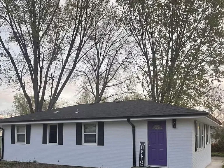 818 Tuttle St — Photo 8