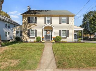 124 Meadow Rd, Woonsocket, RI 02895