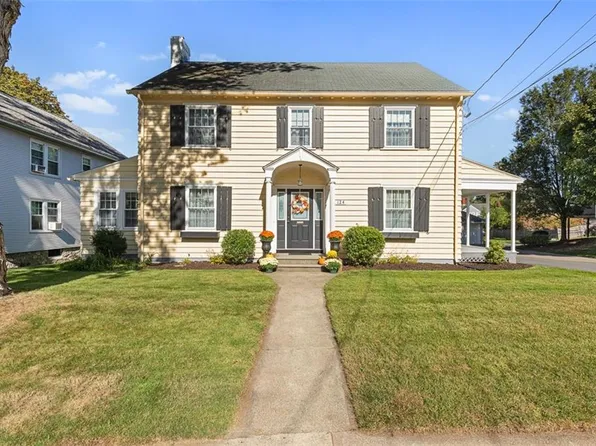 124 Meadow Rd, Woonsocket, RI 02895