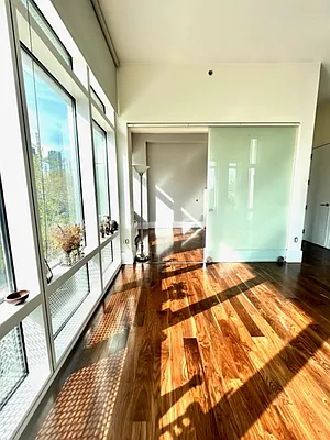 Rented by Nest Seekers International | media 37