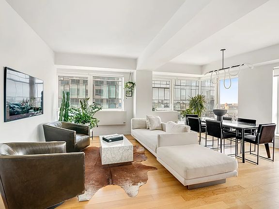 4th image of 440 Kent Ave APT 19D