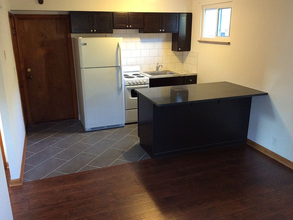 1st image of 16909 Albers Ave APT 1