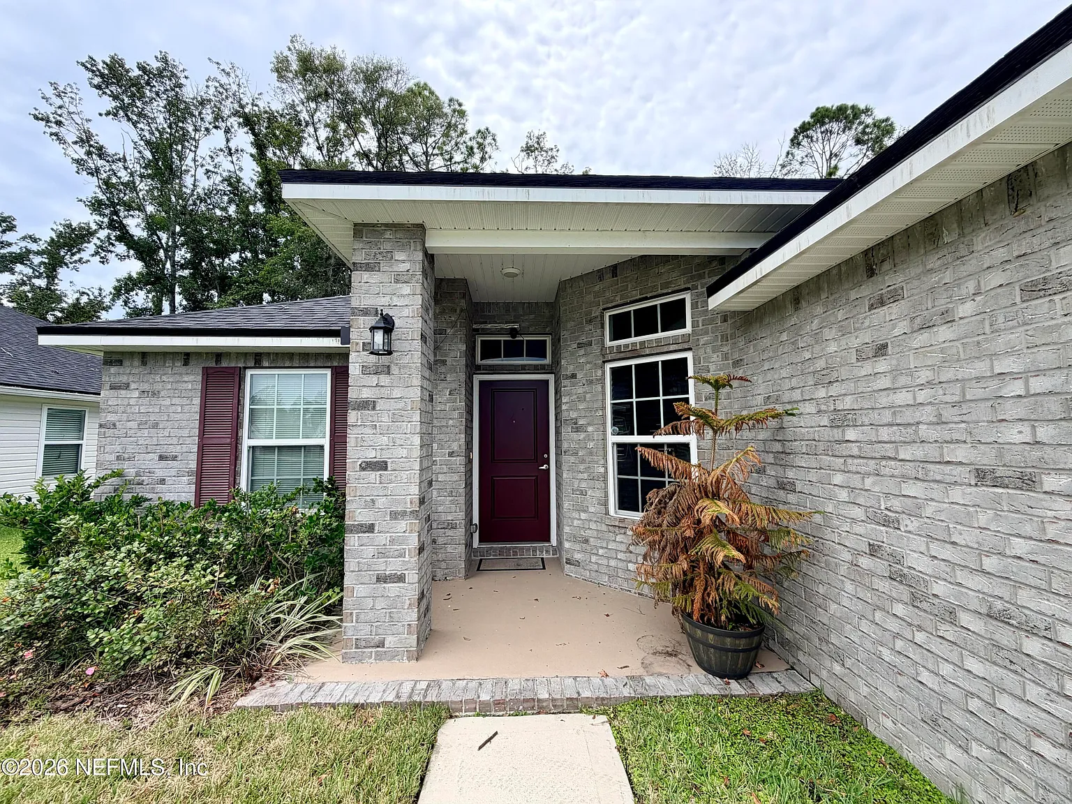 3 bed, 2.0 bath, 1546 sqft, $1,950 — Photo 2