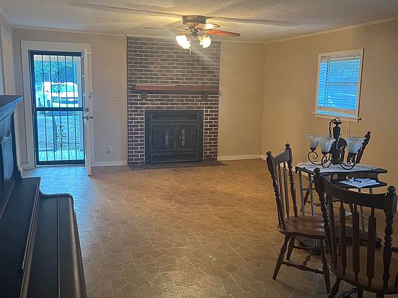2nd image of 665 Columbia Road 77