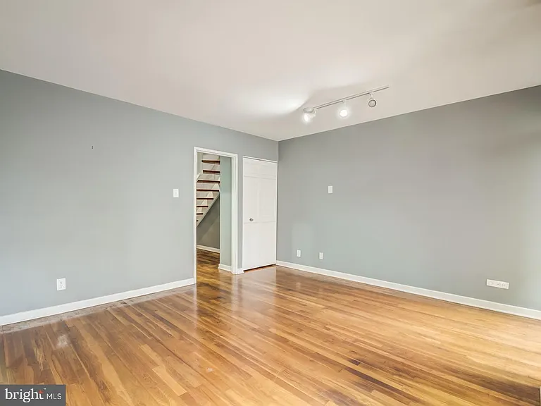 1265 Delaware Ave SW #52 — Photo 15