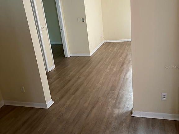 4th image of 111 S Newport Ave #6