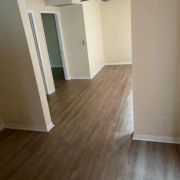 111 S Newport Ave #6 — Photo 4