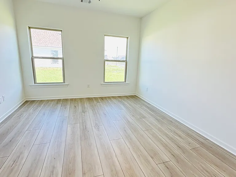7382 Alley Oak Ln — Photo 9