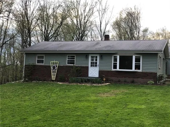 14 E Romain Rd, Pulaski, PA 16143