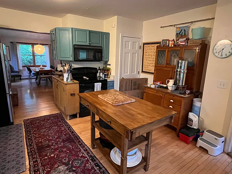 503 Surry Rd — Photo 10