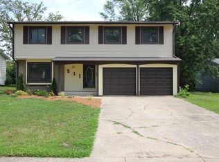 511 Circle Dr, University Park, IL