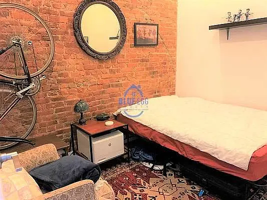 Rented by Blue Egg Realty Corp | media 30