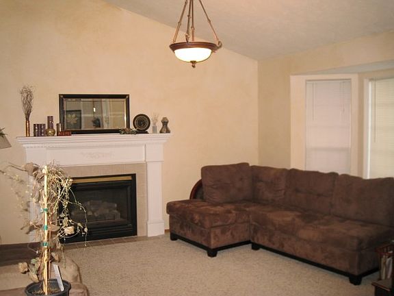 2nd image of 3845 S Bates Dr