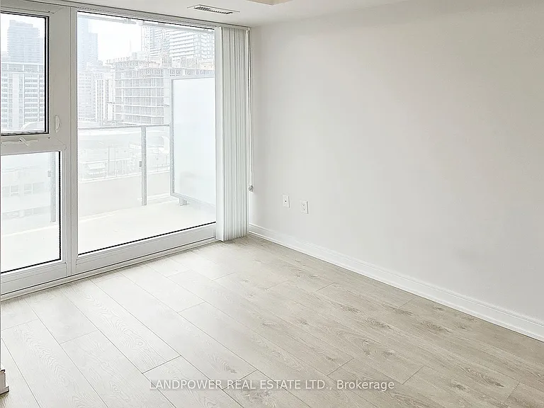 50 Wellesley St E #1208 — Photo 16