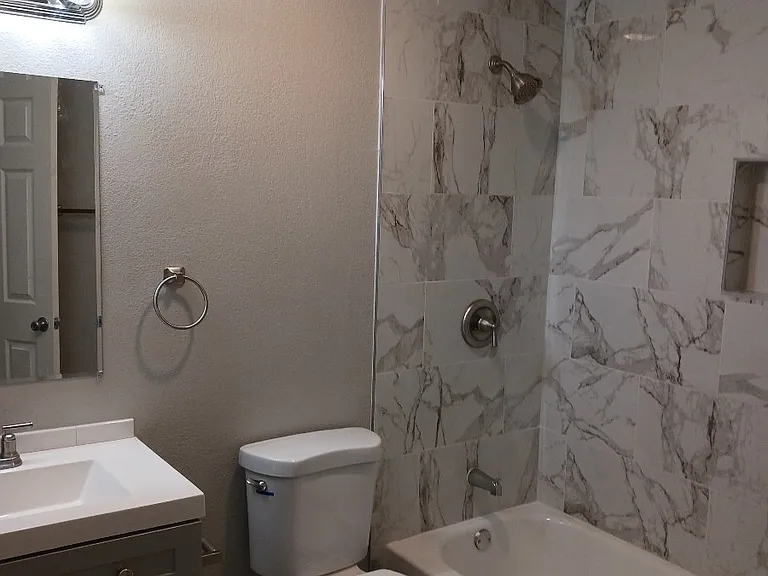 1350 Berry Ln #3 — Photo 6
